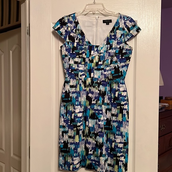 Tahari dress - Picture 3 of 4